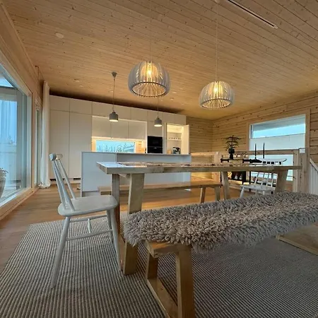 בית נופש Unique Log House With A Hot Tub Cozy Log